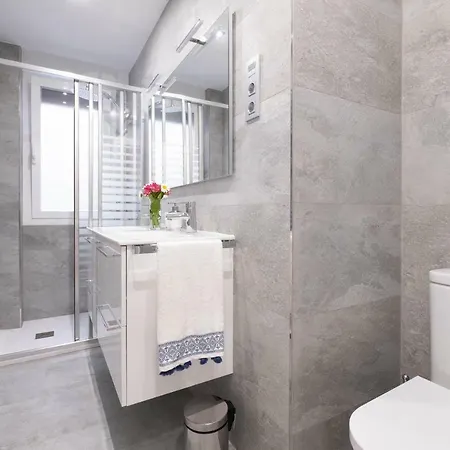 Tiboli Con Parking Gratuito *